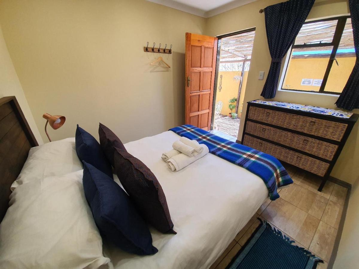 Lebo'S Soweto Backpackers 호스텔 외부 사진